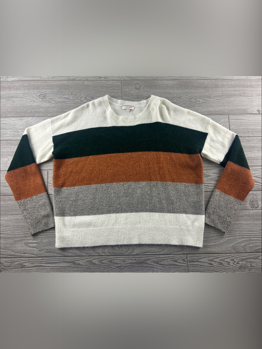 ANDREE BY UNIT Striped Crewneck Sweater in Cream, Dark Green, Rust & Gray
